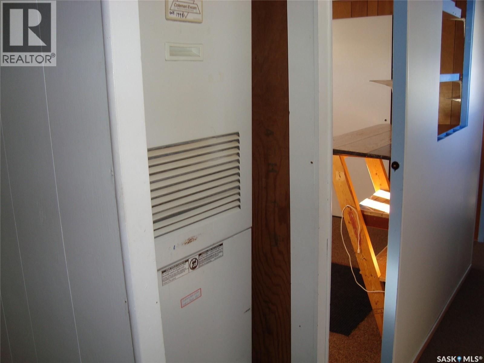 NW - 14 701 11TH AVENUE Image 14