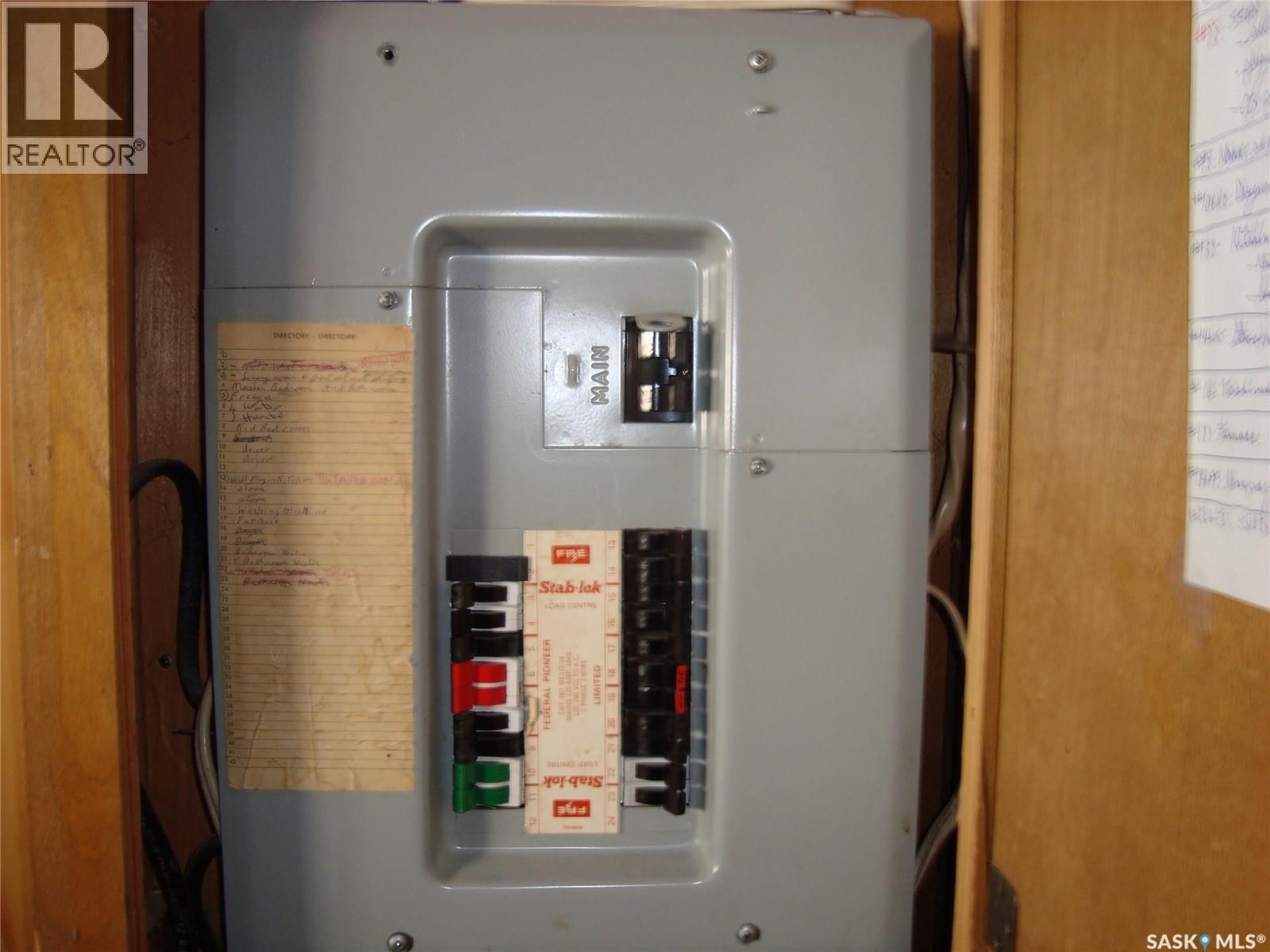 NW - 14 701 11TH AVENUE Image 18