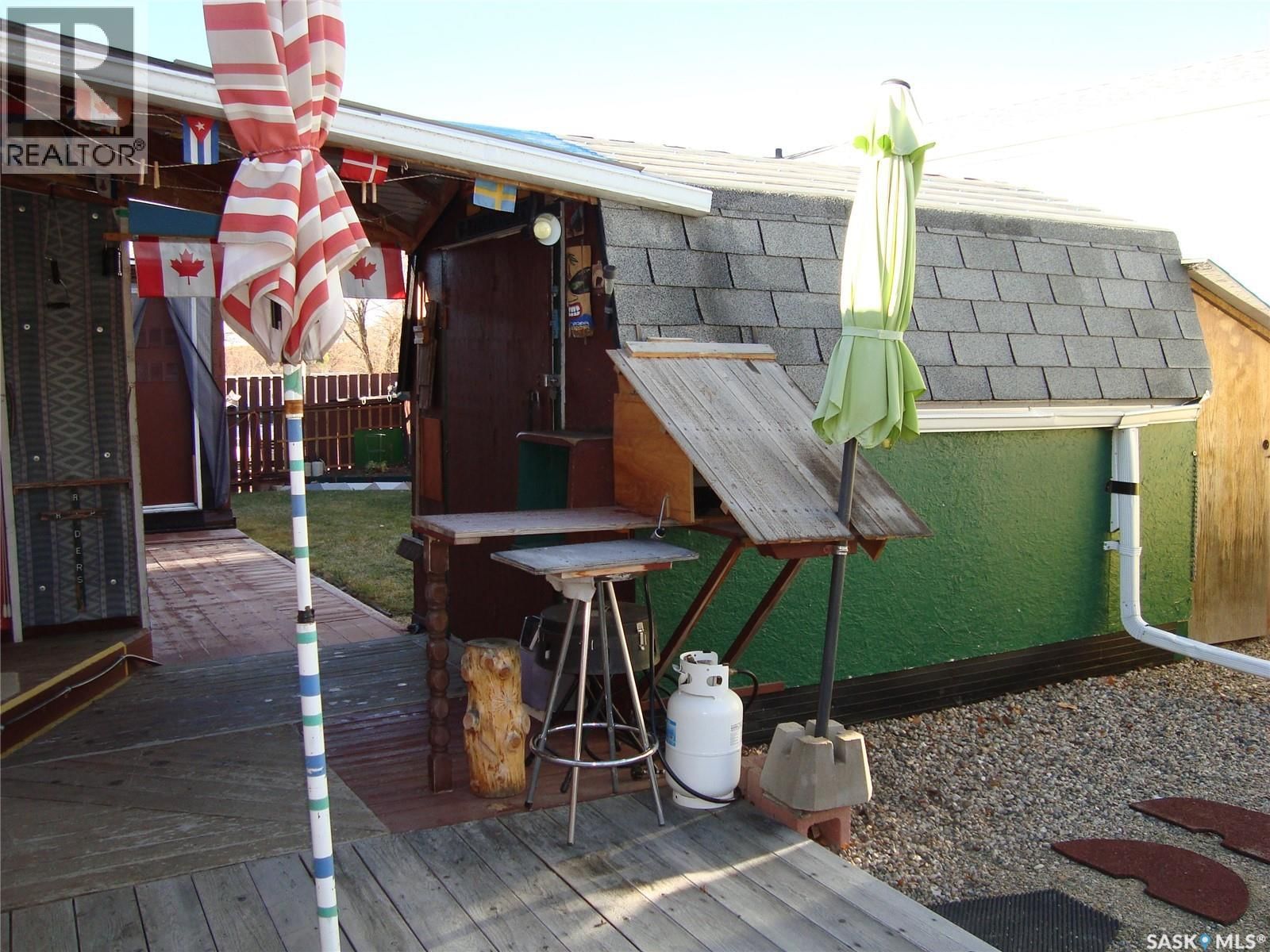 NW - 14 701 11TH AVENUE Image 22