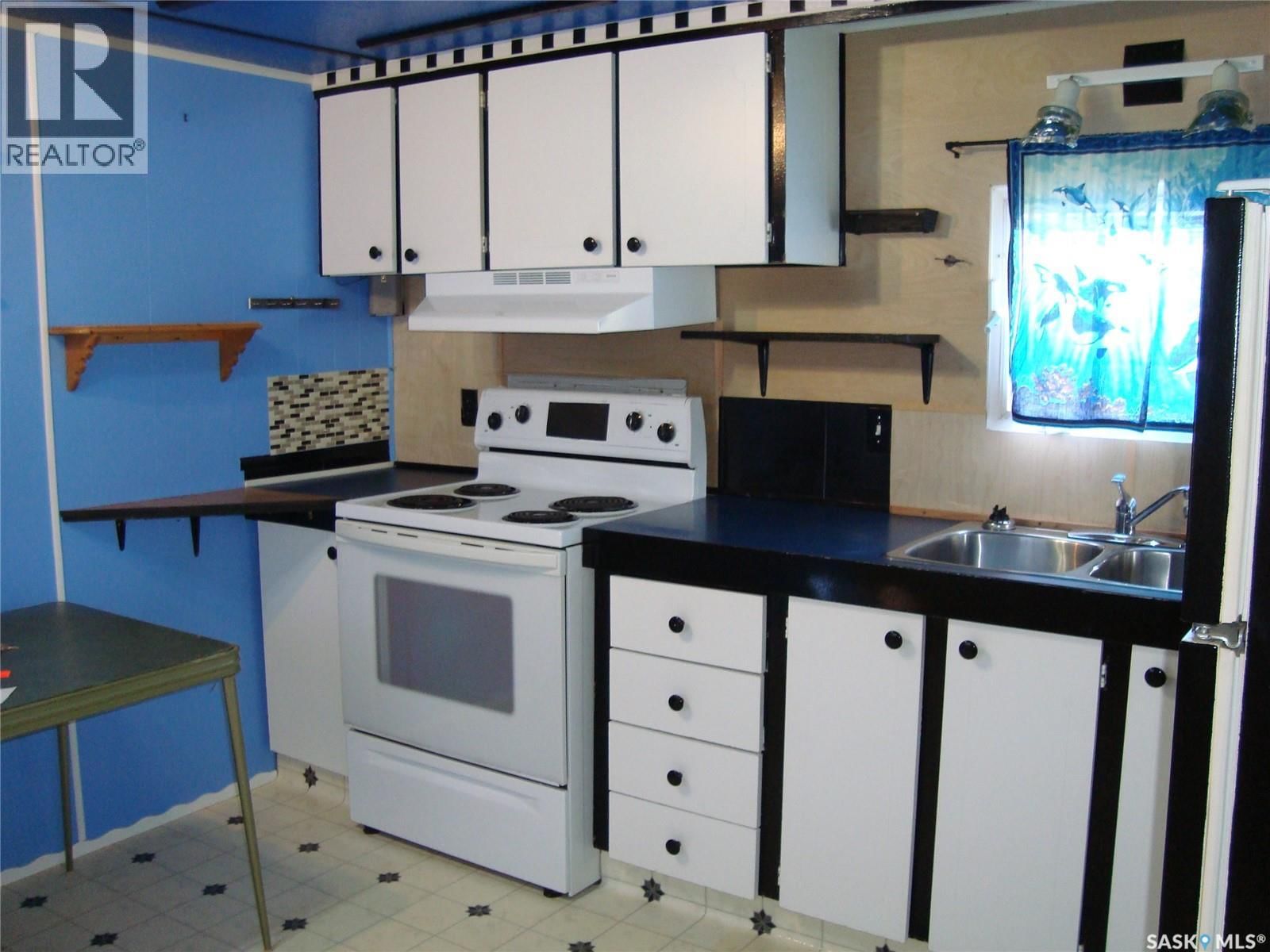 NW - 14 701 11TH AVENUE Image 3