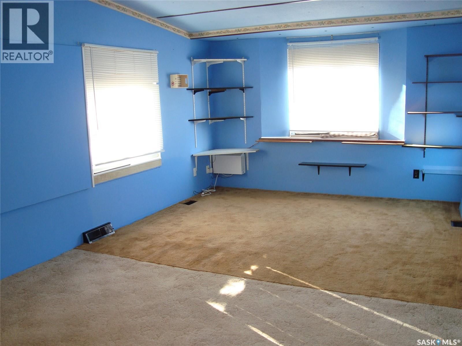 NW - 14 701 11TH AVENUE Image 5