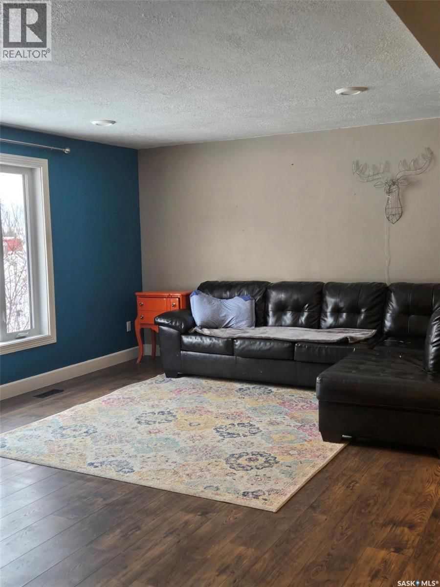 212 4TH AVENUE Image 13