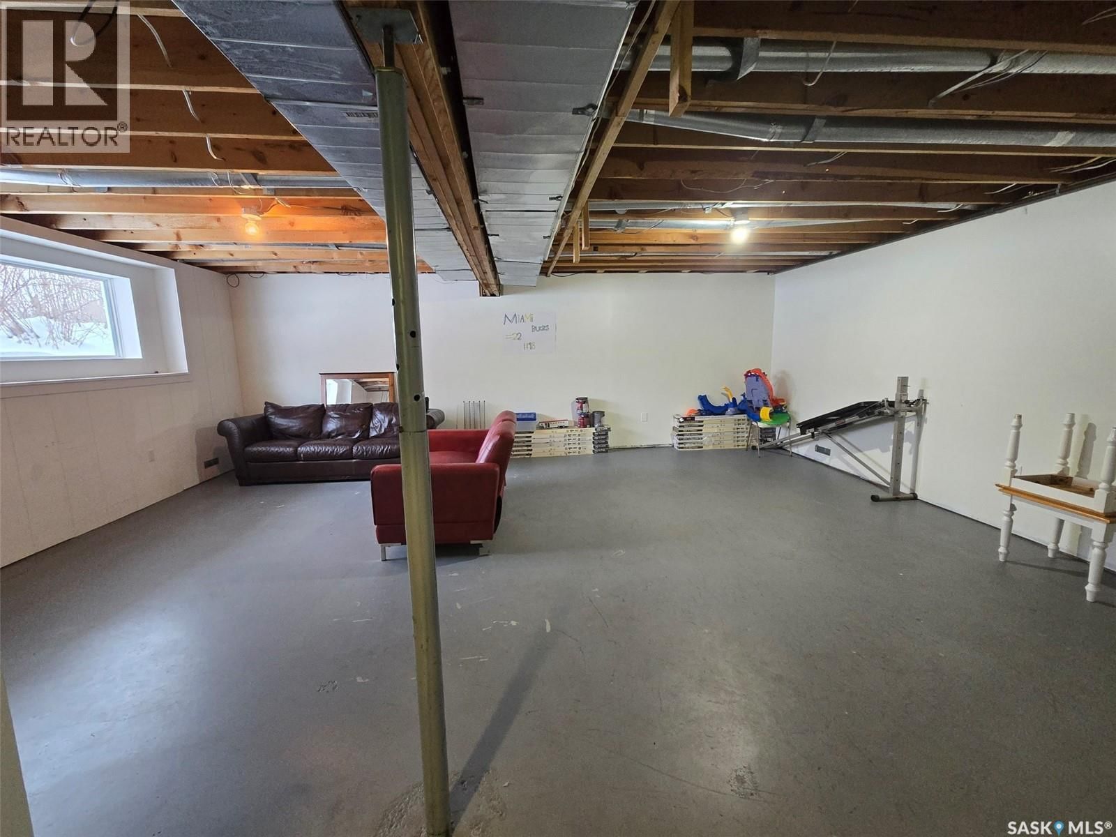 212 4TH AVENUE Image 19