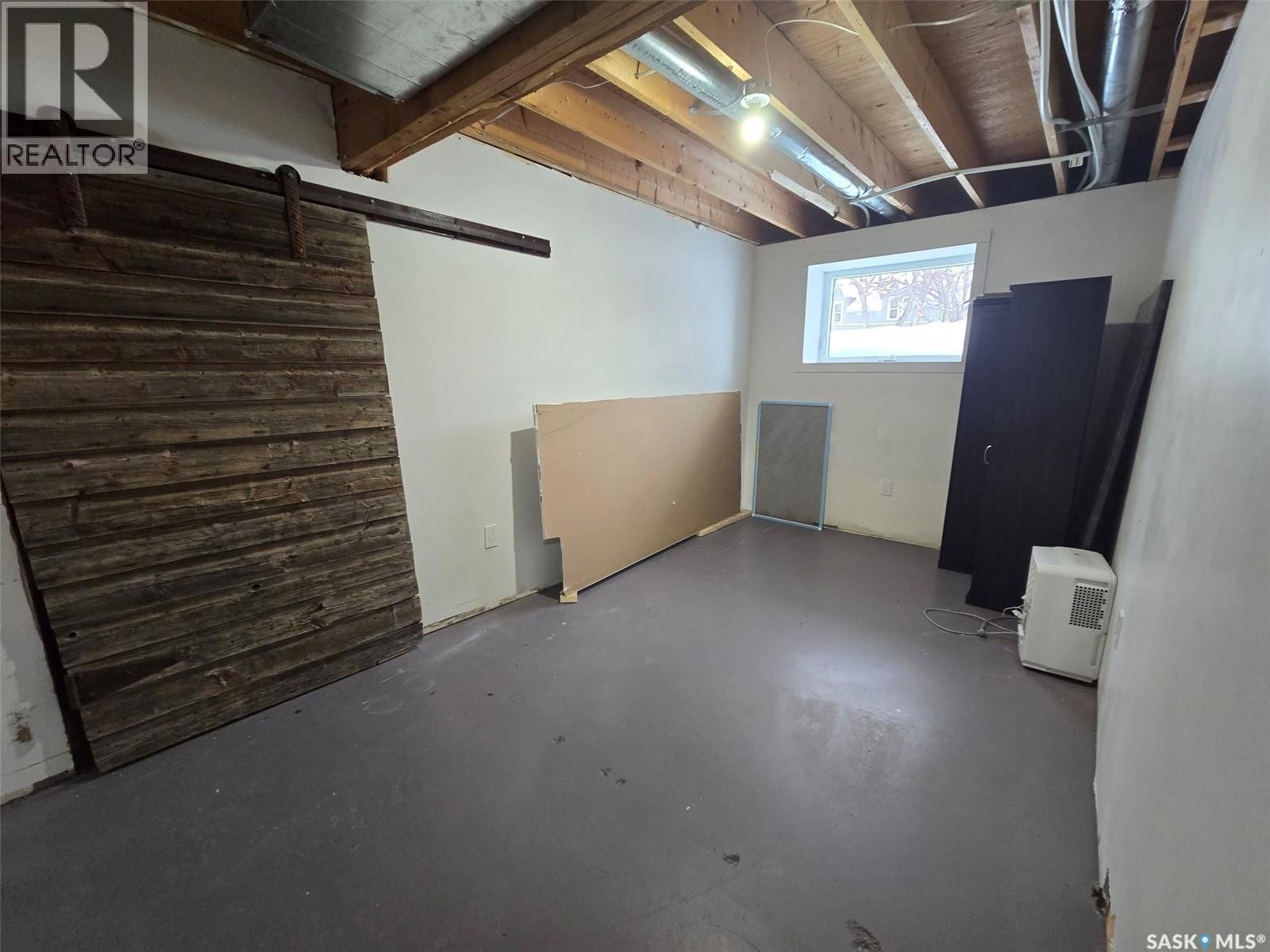 212 4TH AVENUE Image 26