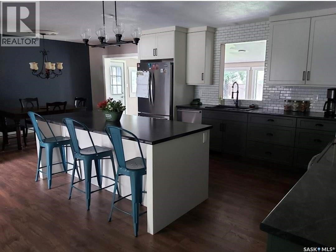 212 4TH AVENUE Image 7