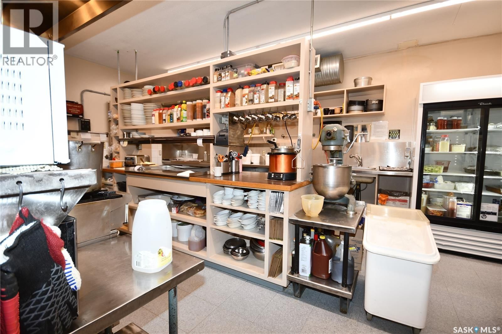 300 MAIN STREET Image 25