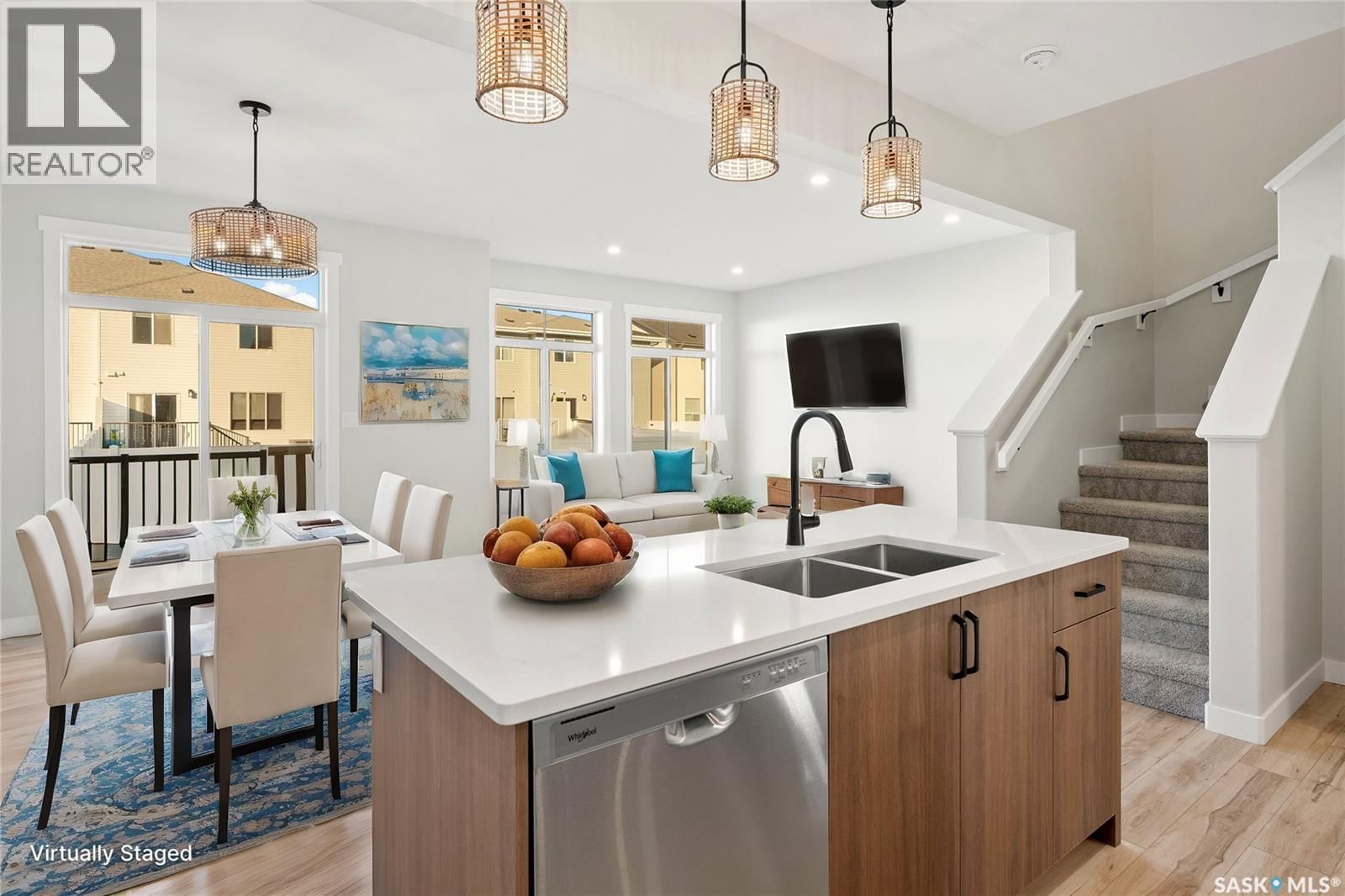 3020 DUMONT WAY Image 13