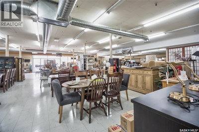 Commercial for Rent in Ontario