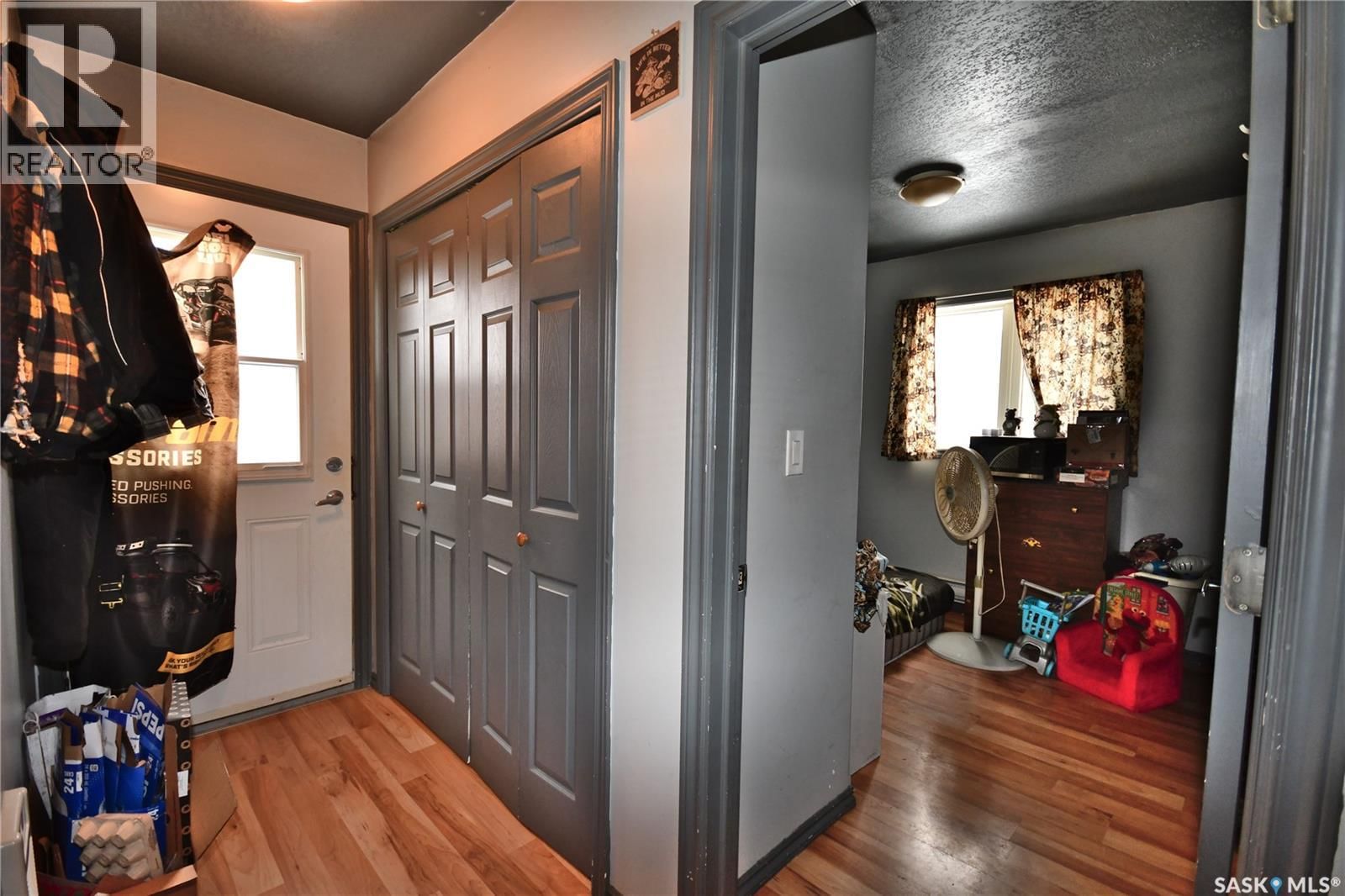 5 ANDREWS WAY Image 14