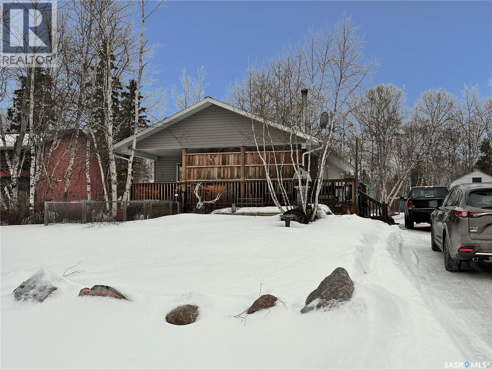 5 ANDREWS WAY Image 2