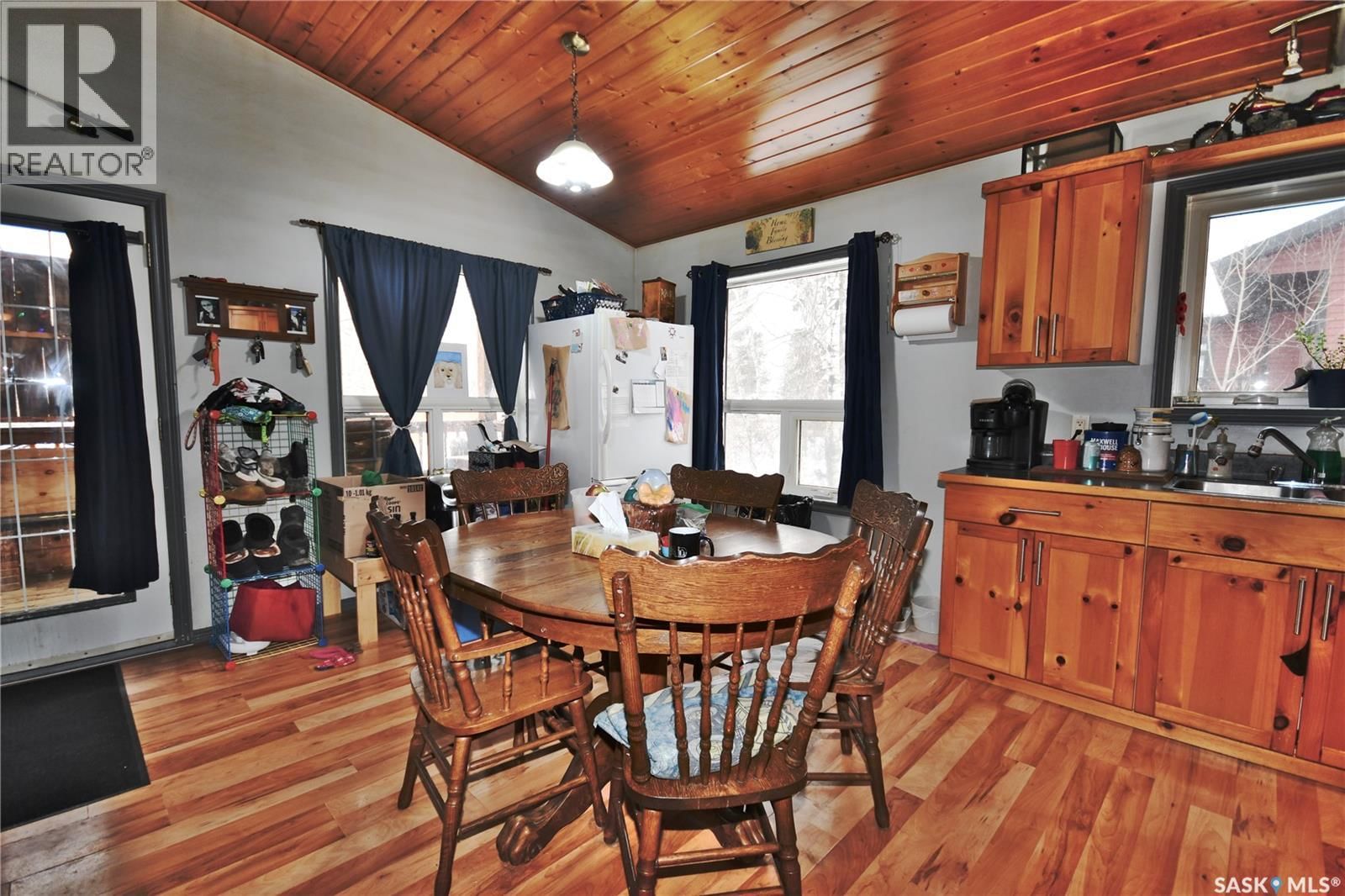 5 ANDREWS WAY Image 5