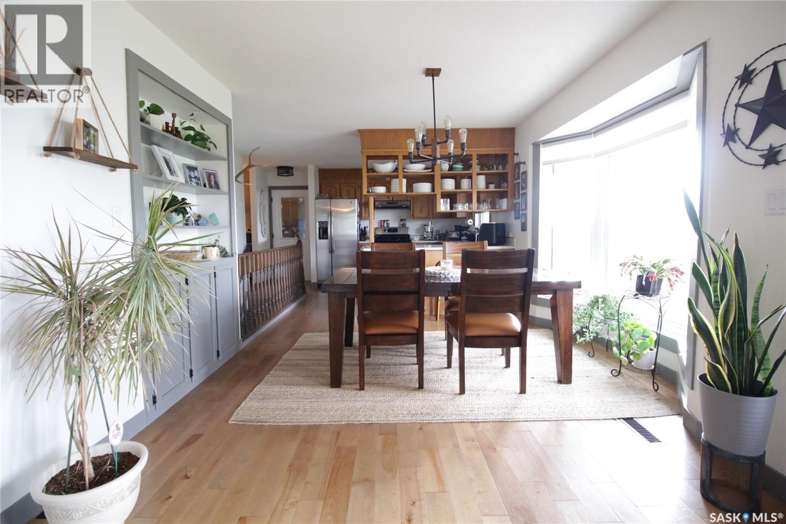 HILL ACREAGE Image 10