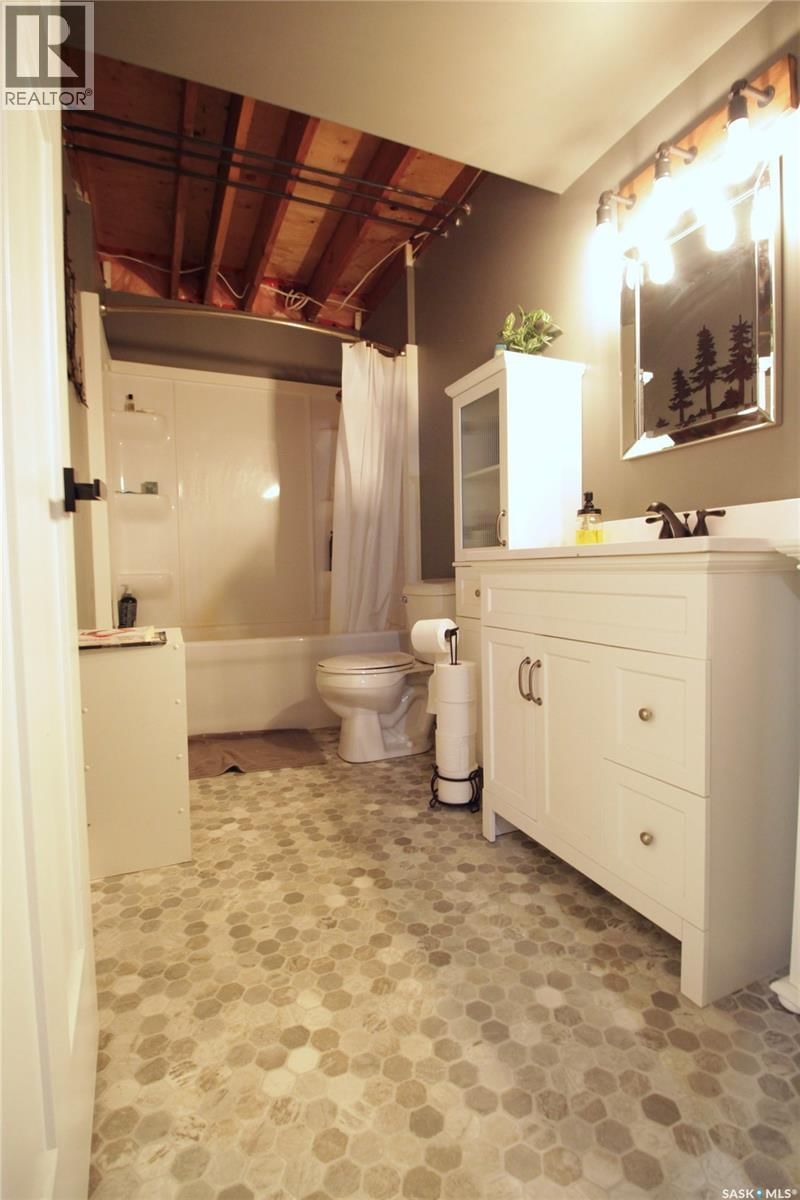 HILL ACREAGE Image 22