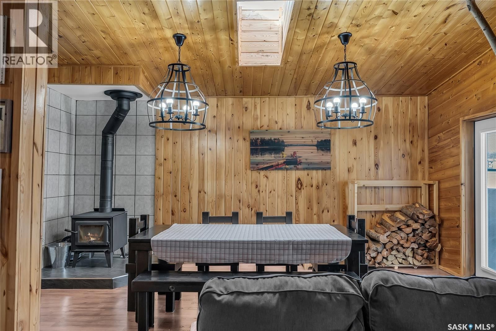 108 IROQUOIS LAKE DRIVE Image 16