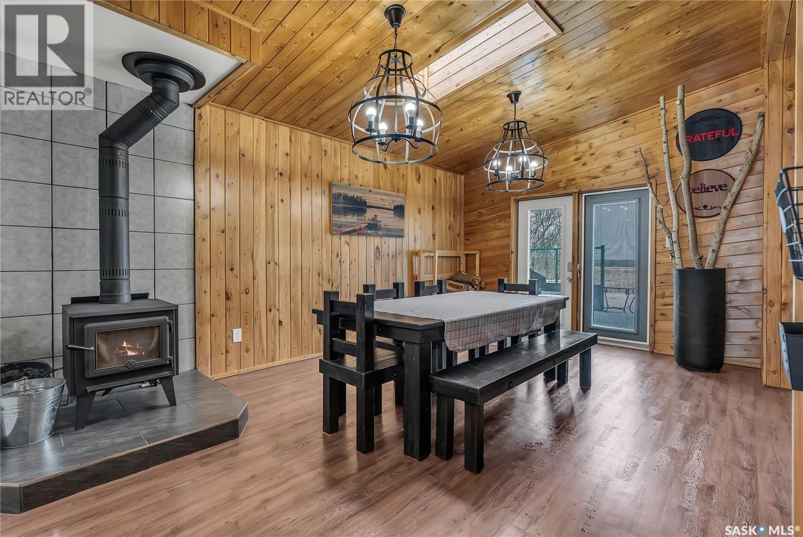 108 IROQUOIS LAKE DRIVE Image 17