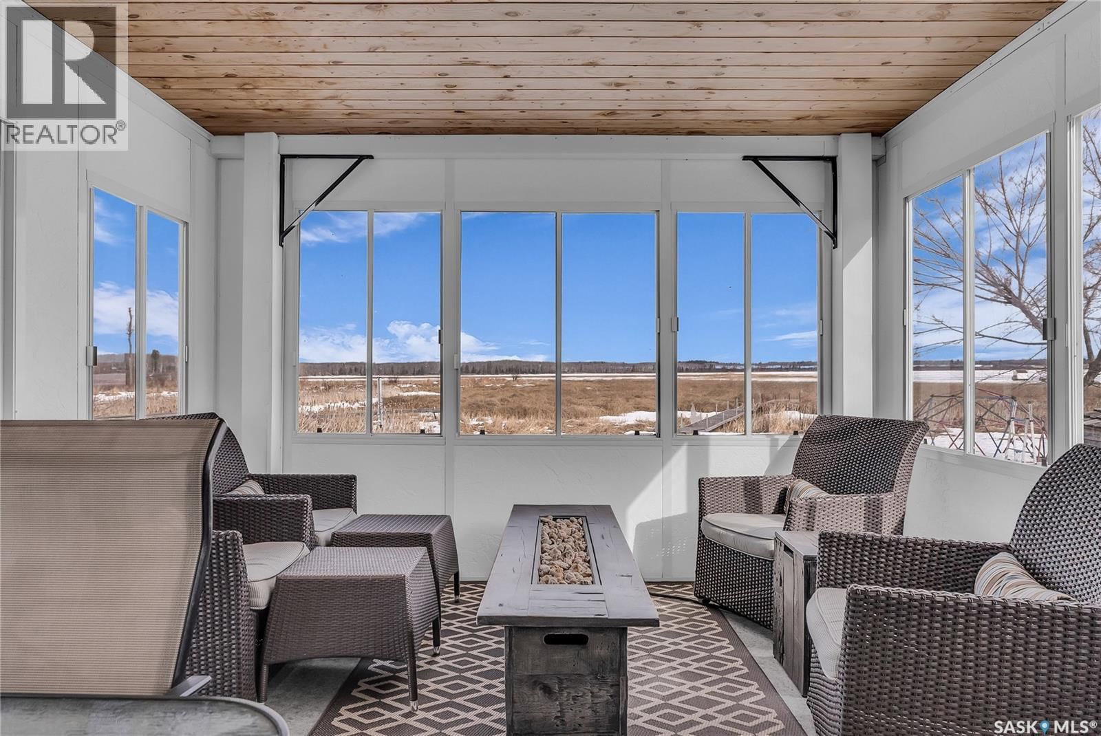 108 IROQUOIS LAKE DRIVE Image 22