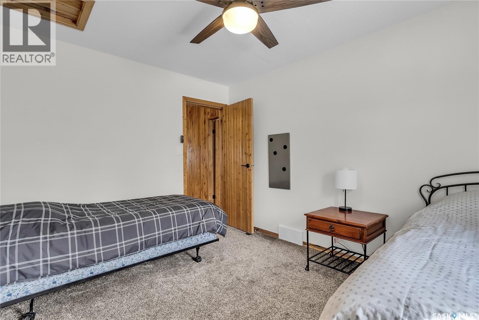 108 IROQUOIS LAKE DRIVE Image 33