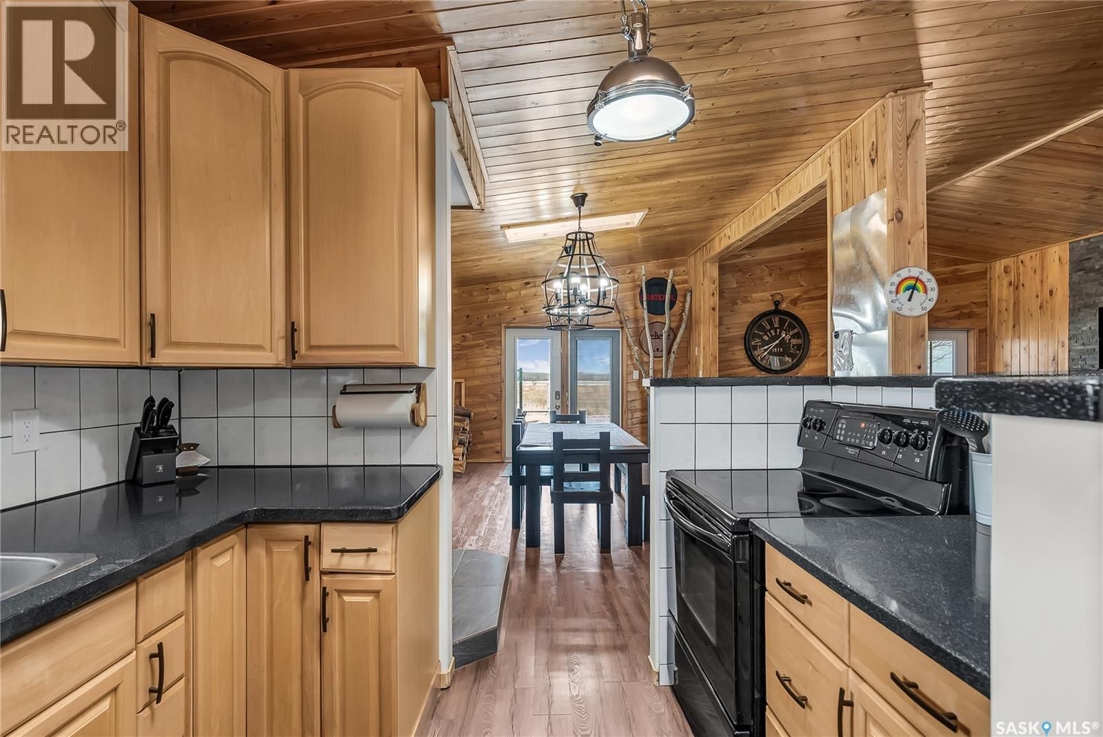 108 IROQUOIS LAKE DRIVE Image 5