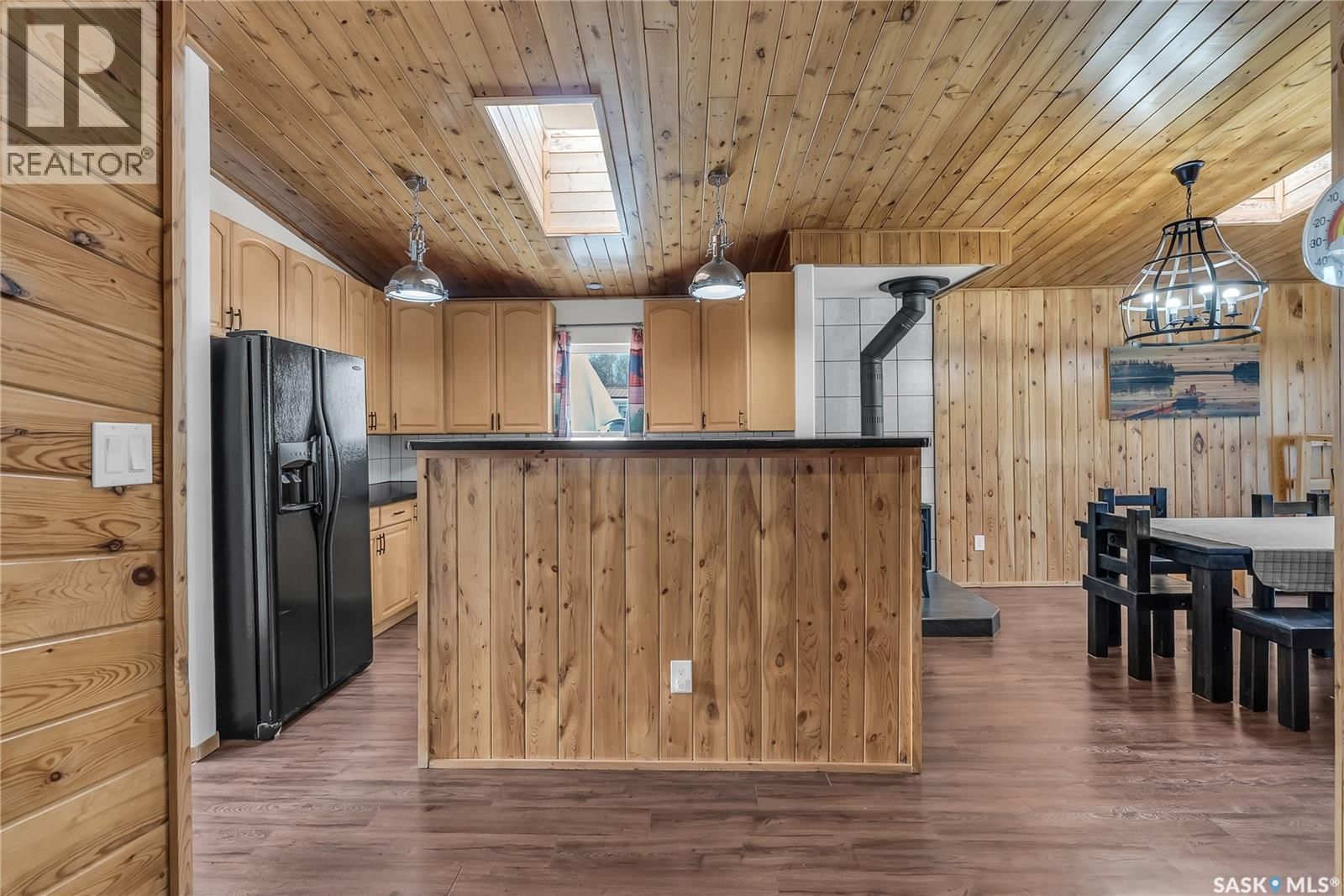 108 IROQUOIS LAKE DRIVE Image 7