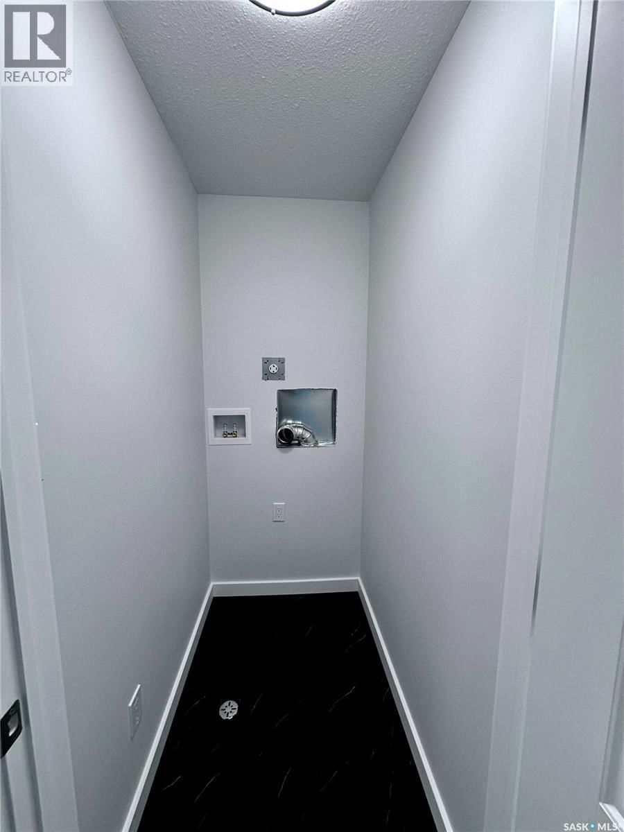 5449 BUCKINGHAM DRIVE Image 14