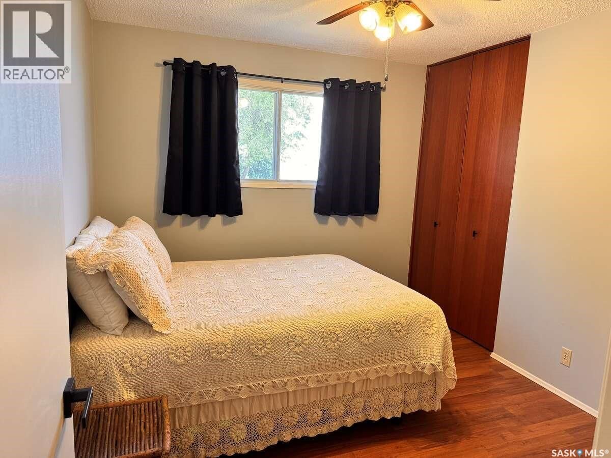 100B LAKESHORE DRIVE Image 10