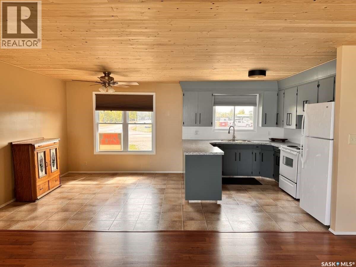 100B LAKESHORE DRIVE Image 6