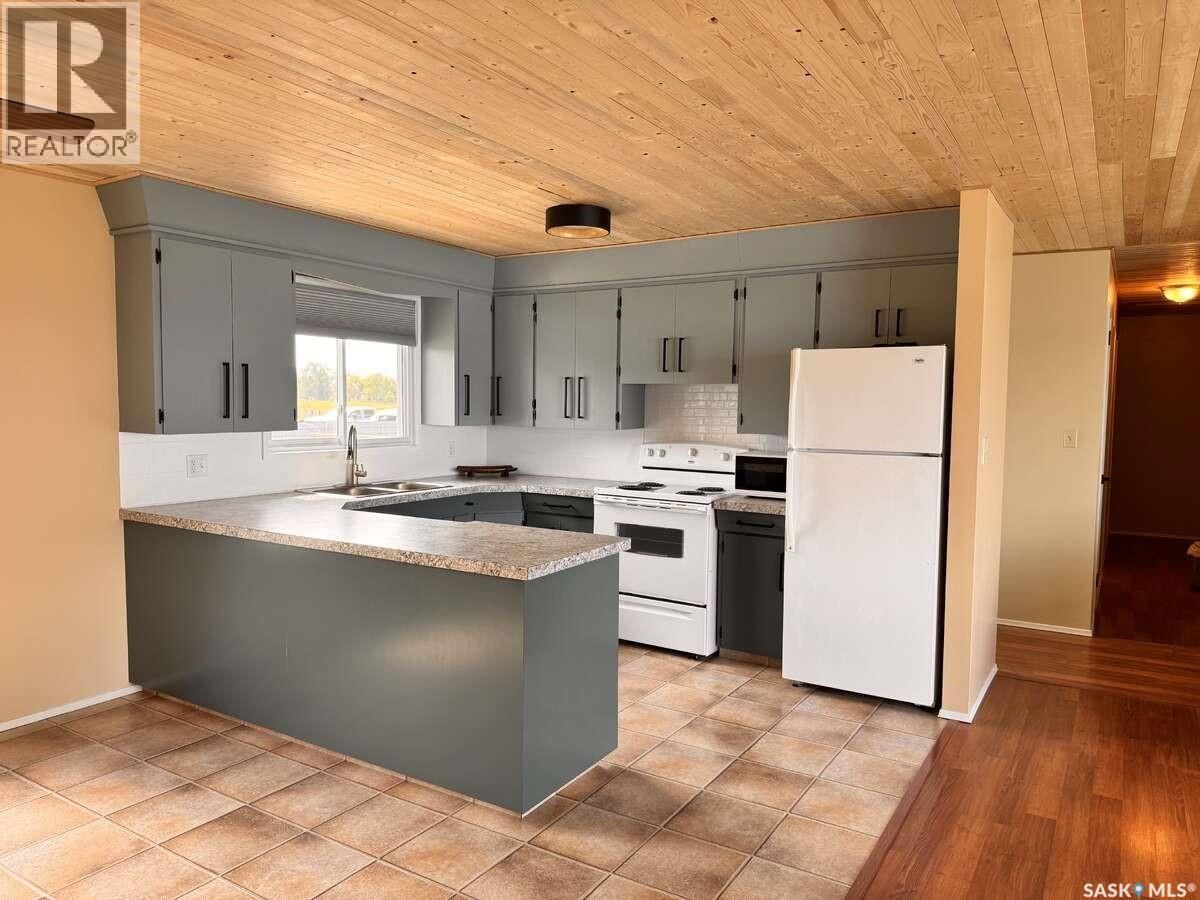 100B LAKESHORE DRIVE Image 7