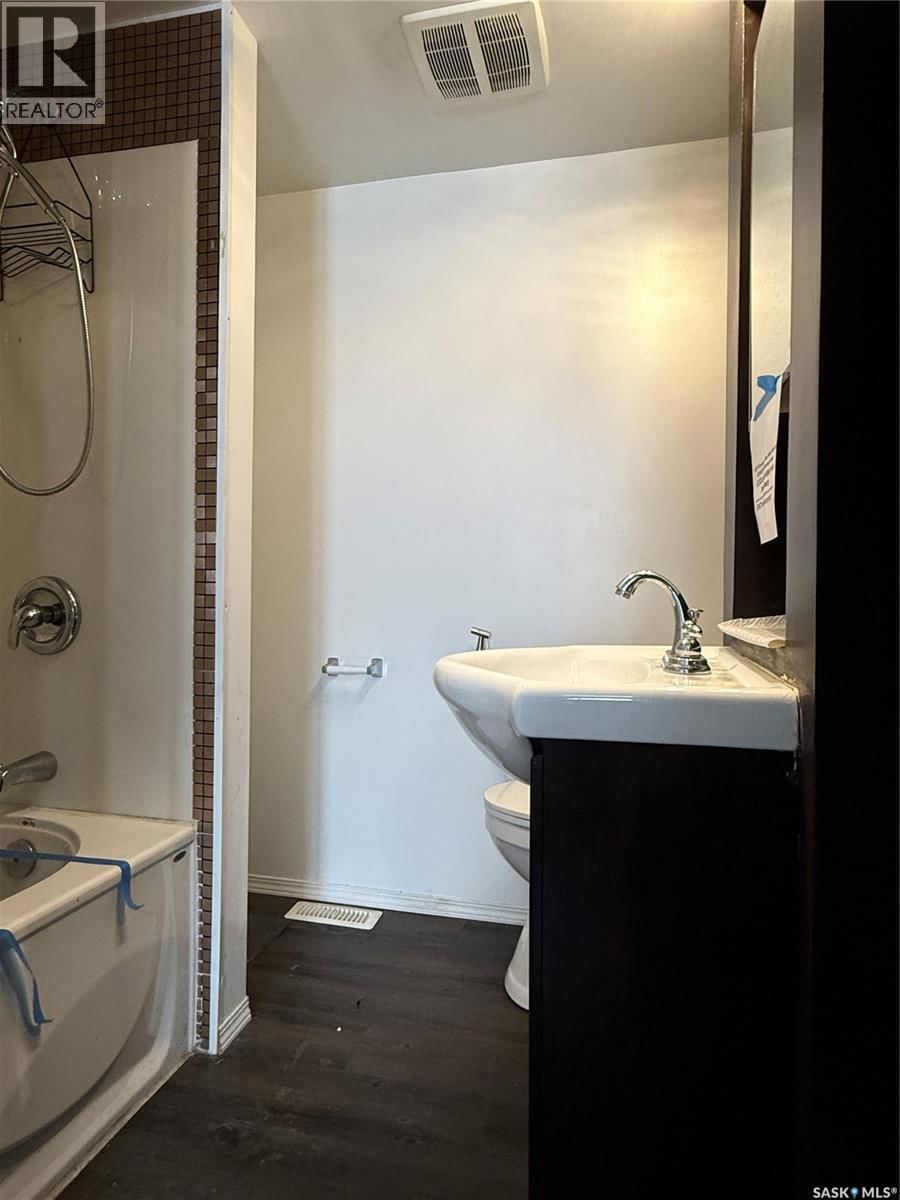 403 3RD AVENUE Image 6