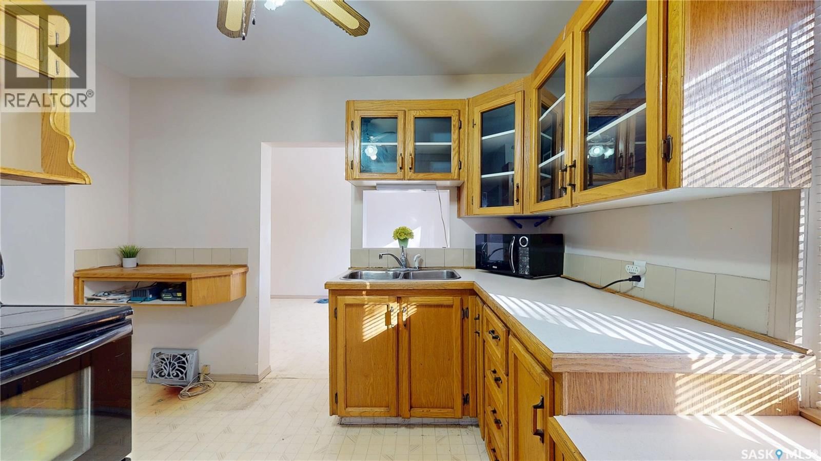 1007 GARNET STREET Image 11