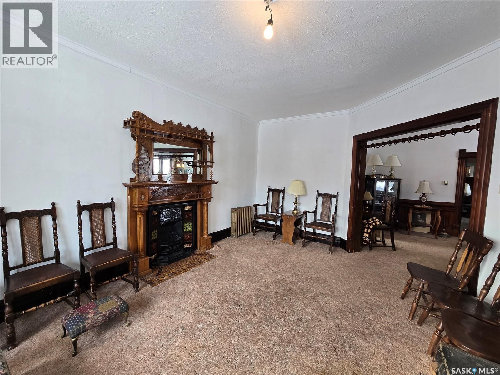 934 MAIN STREET Image 16