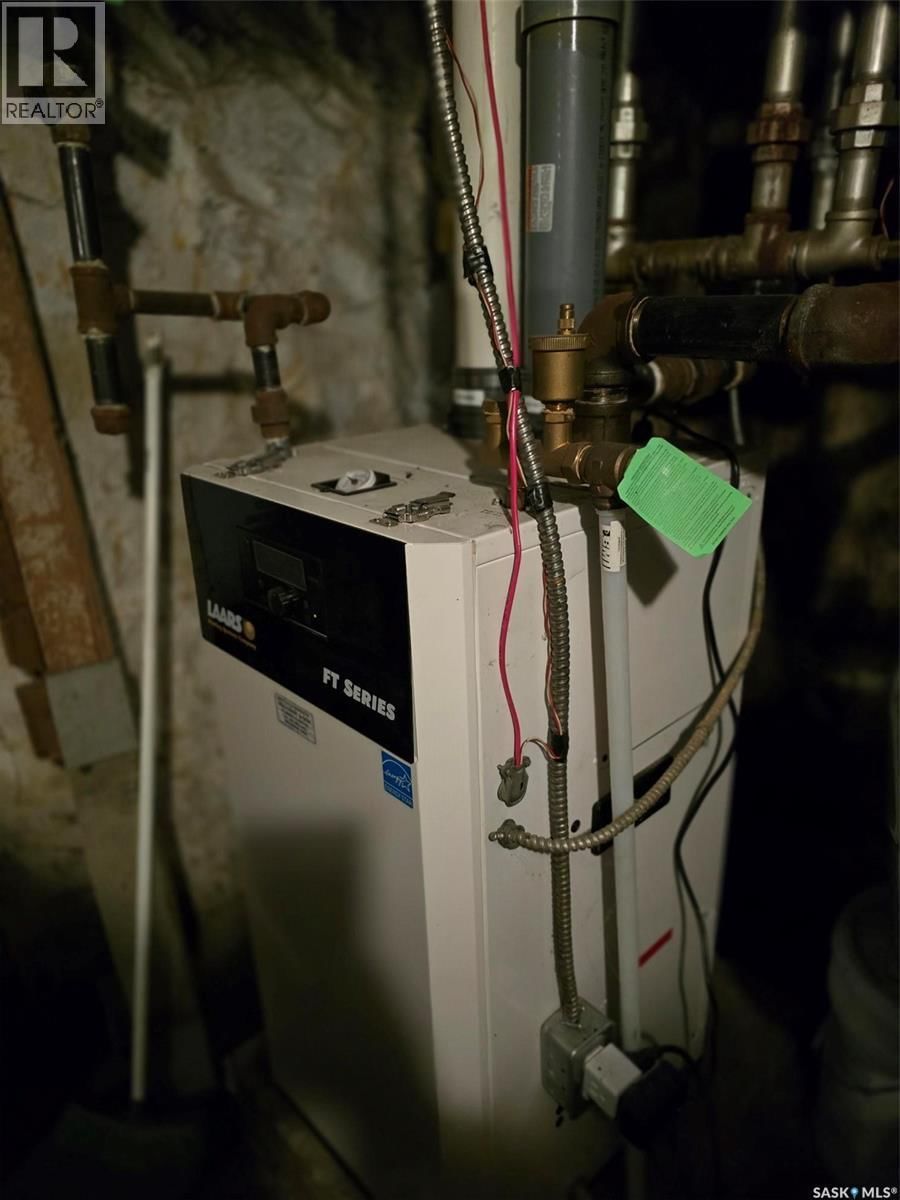 934 MAIN STREET Image 49