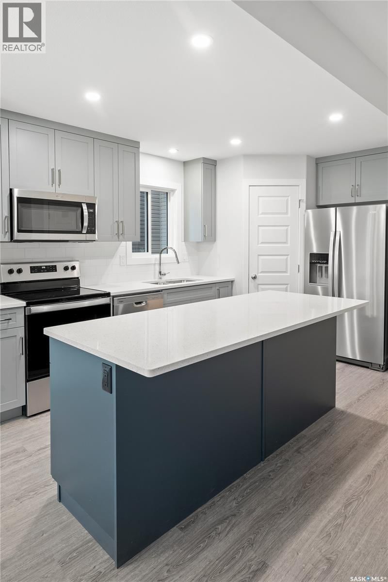 554 TRAEGER MANOR Image 7