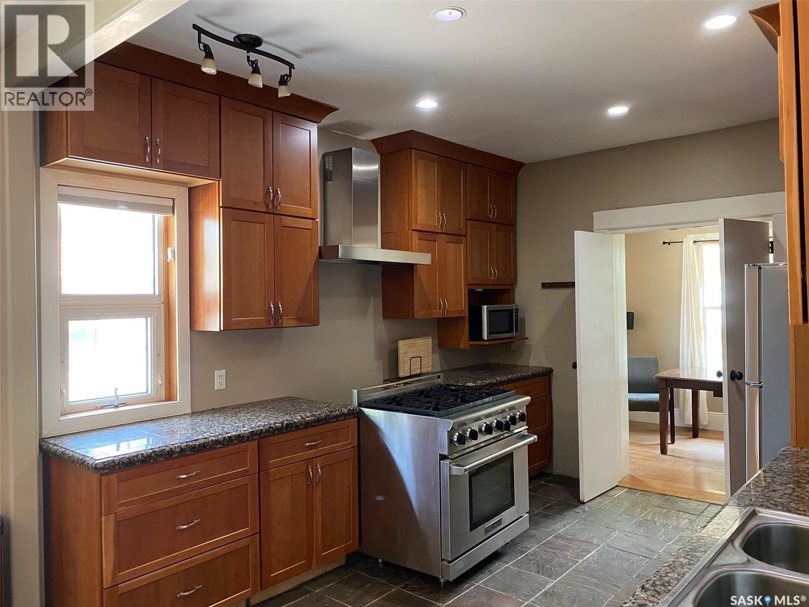 34 LAURIER AVENUE Image 3