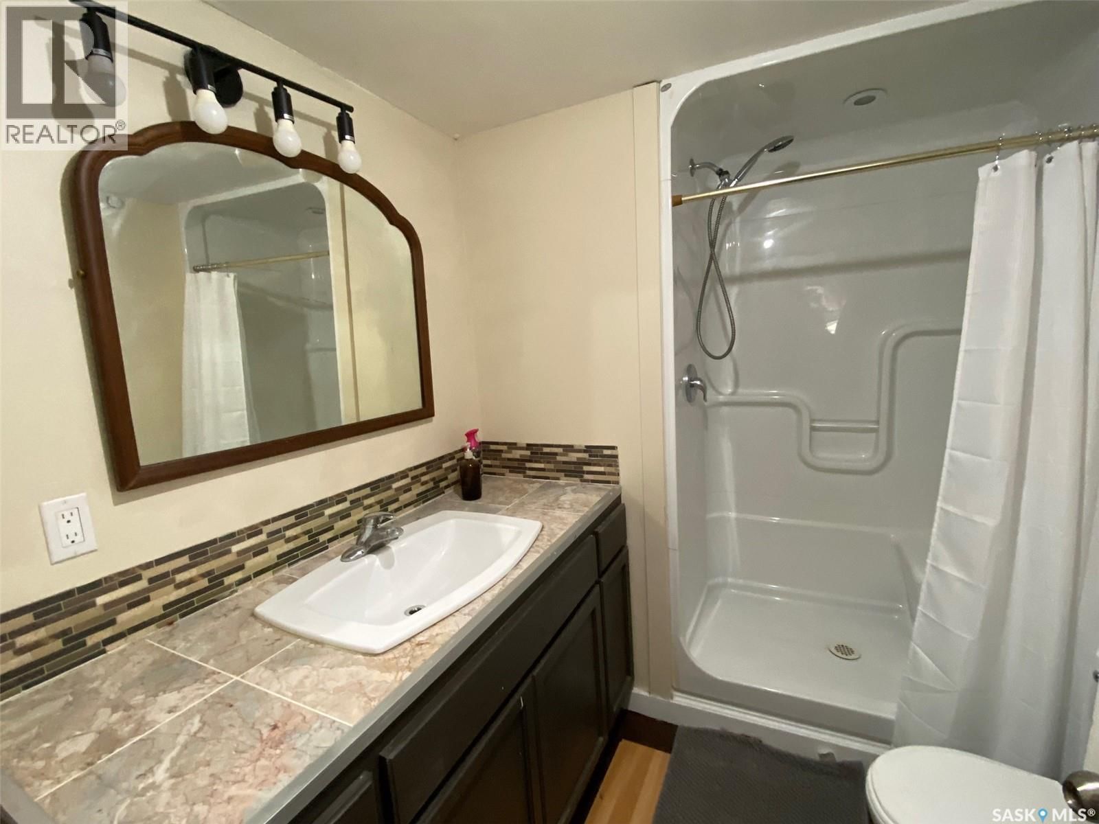 34 LAURIER AVENUE Image 40