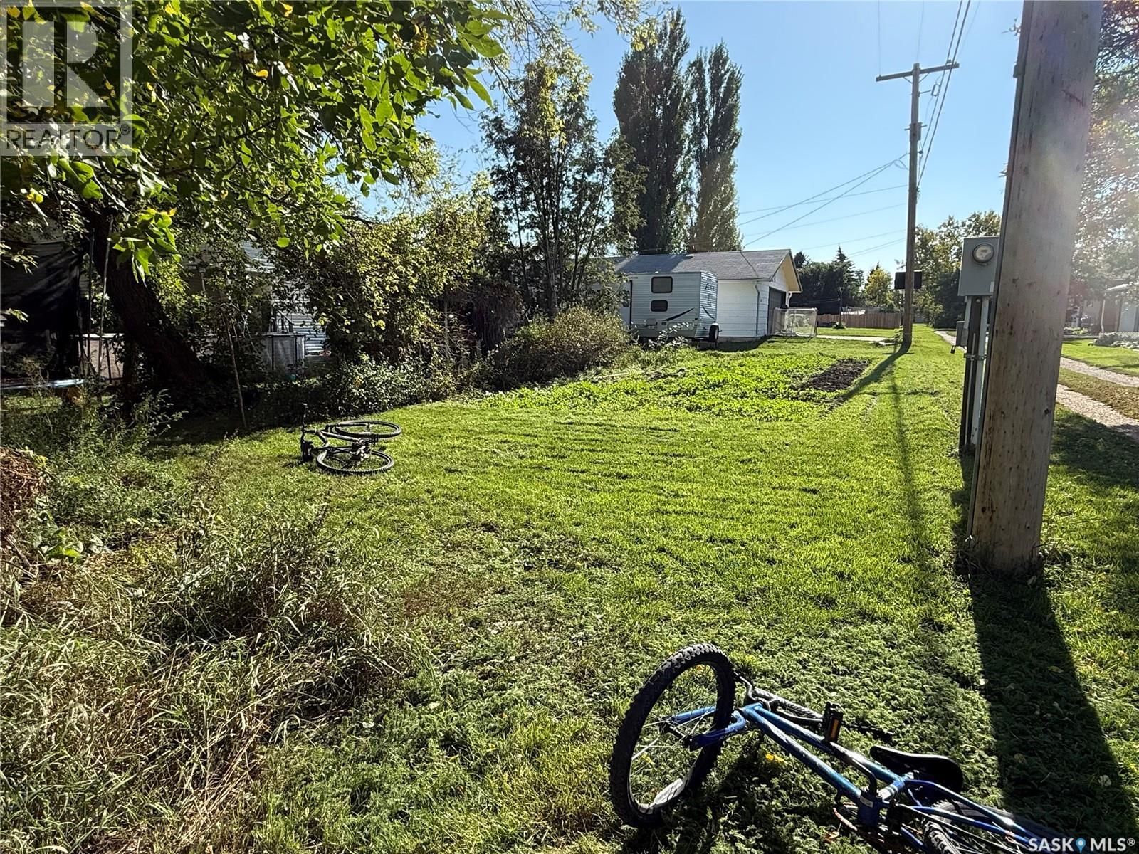 211 MARTIN STREET Image 43