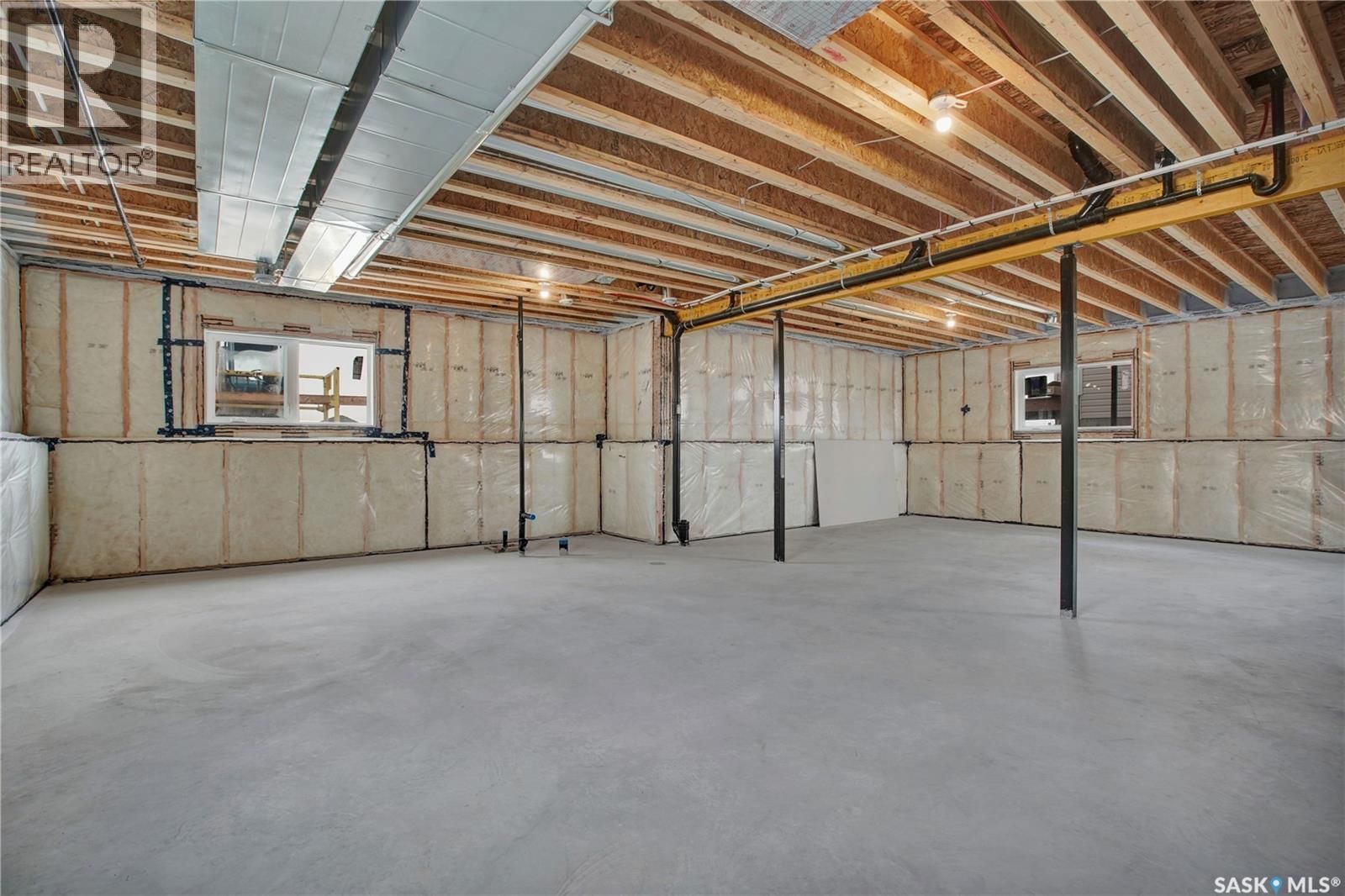 220 VETERANS DRIVE Image 21