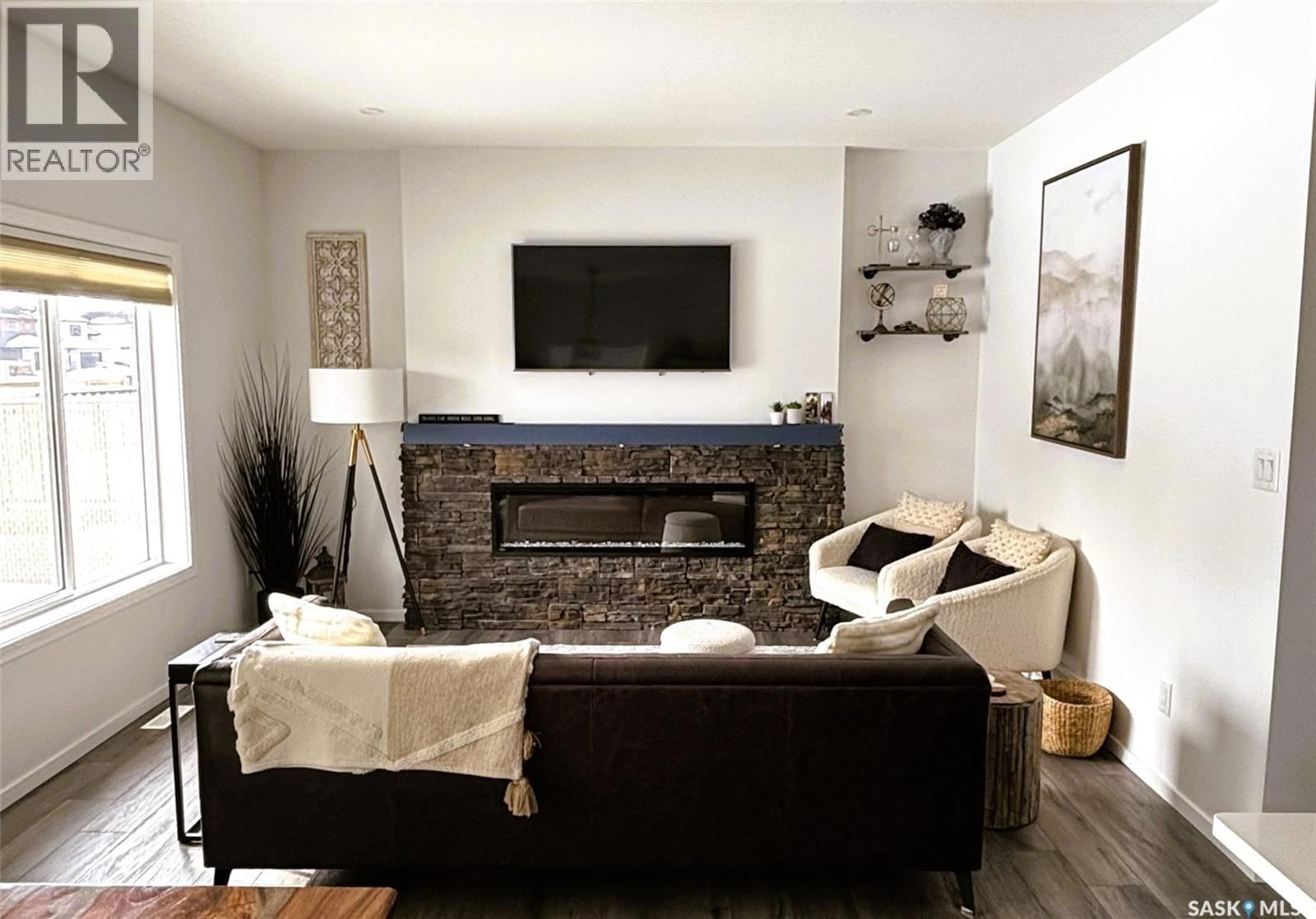 523 KENSINGTON PLACE Image 10