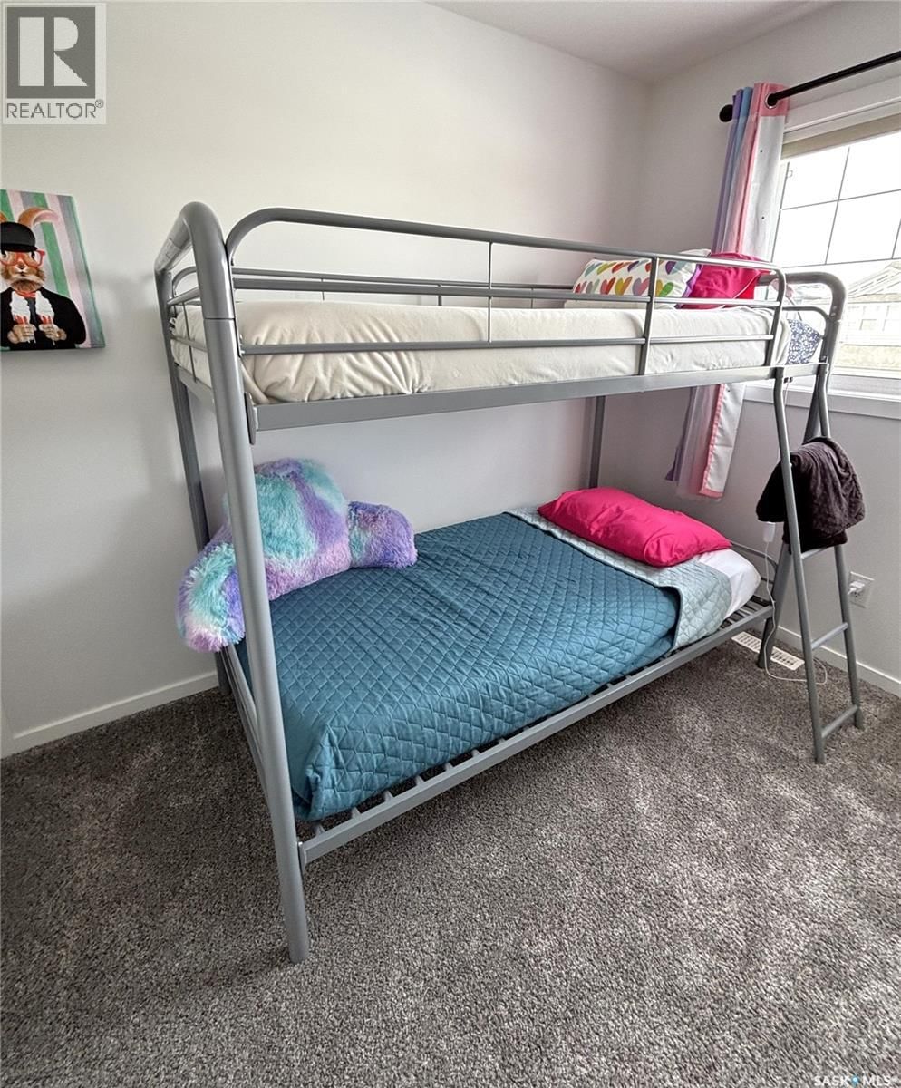 523 KENSINGTON PLACE Image 29