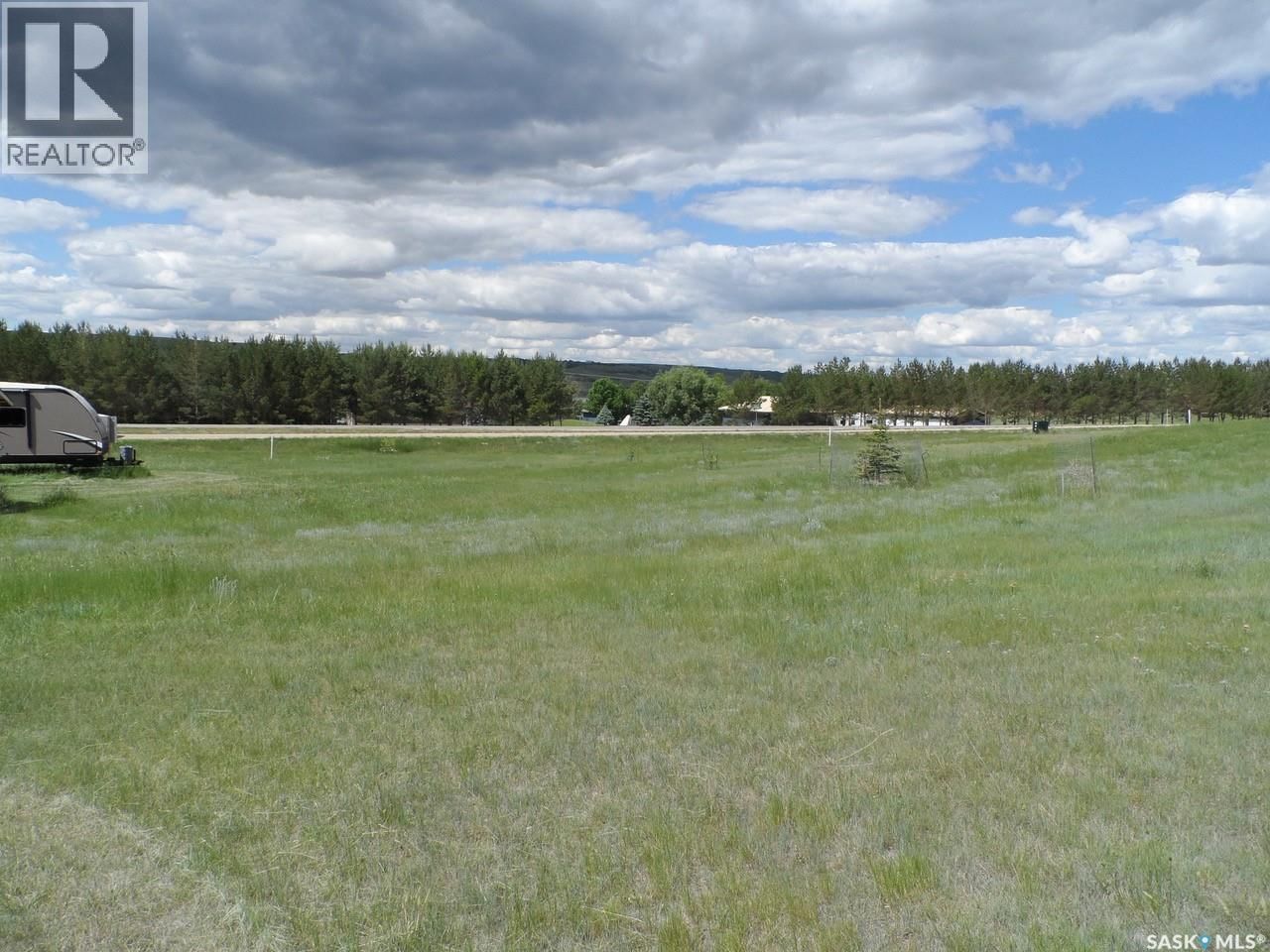 4 Ross PLACE, North Grove, Saskatchewan S0H 4C0