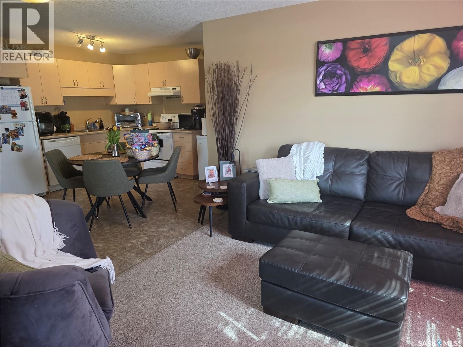 5043 - 85 JAMES HILL ROAD Image 9