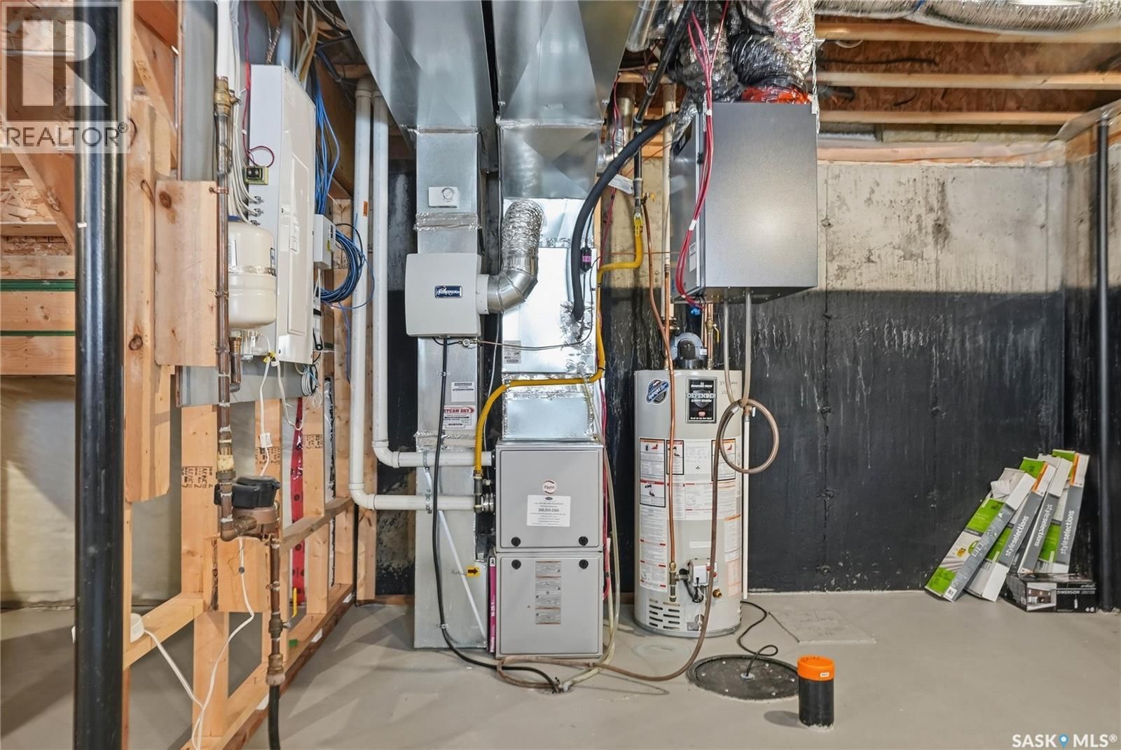 166 BEAUDRY CRESCENT Image 32