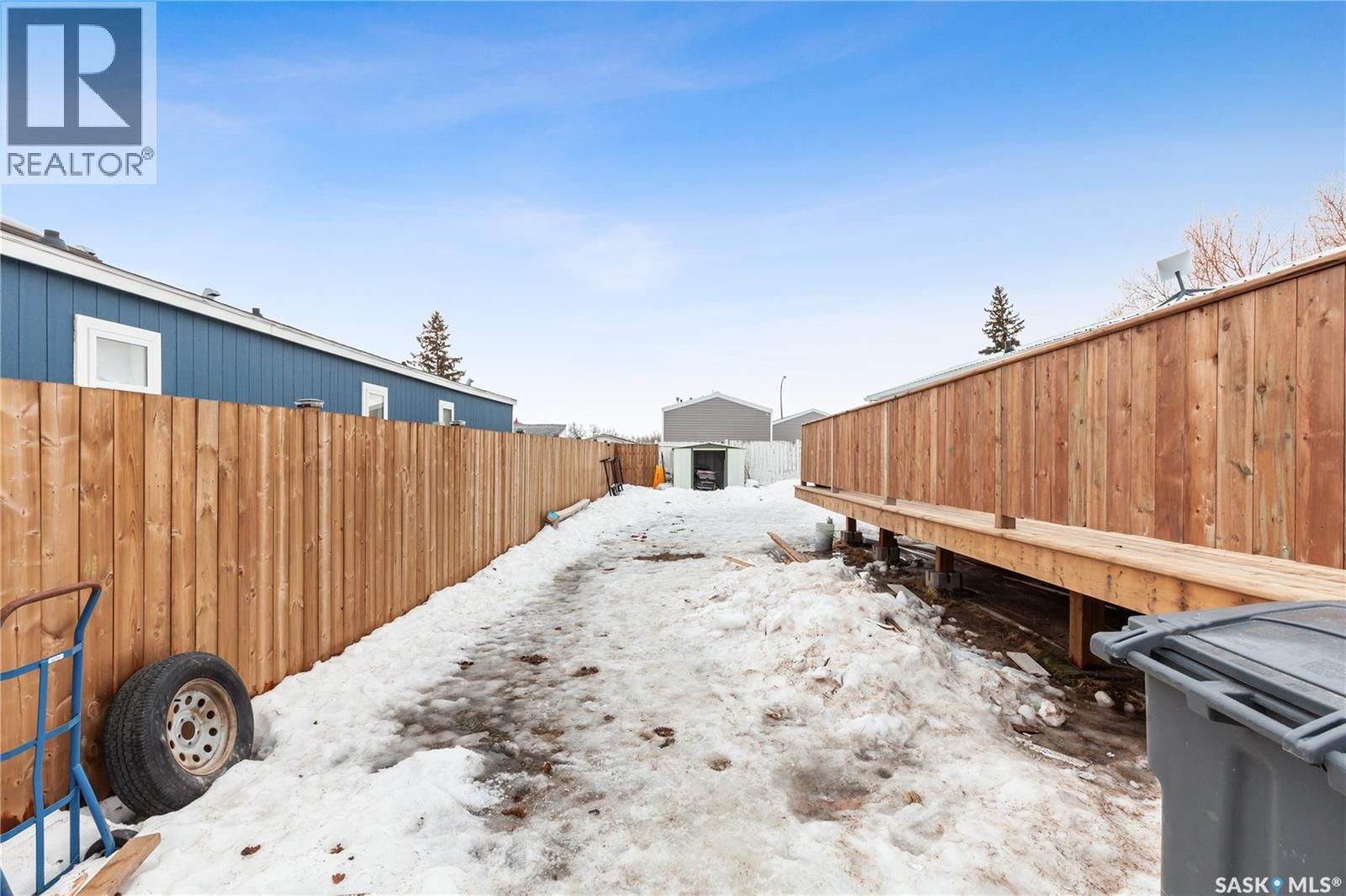 228 CYPRESS WAY Image 19