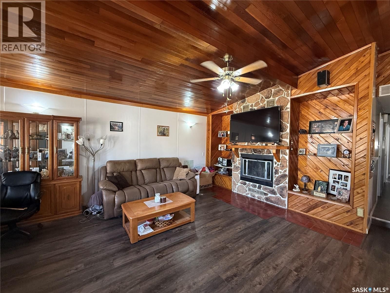 14 2ND AVENUE Image 7