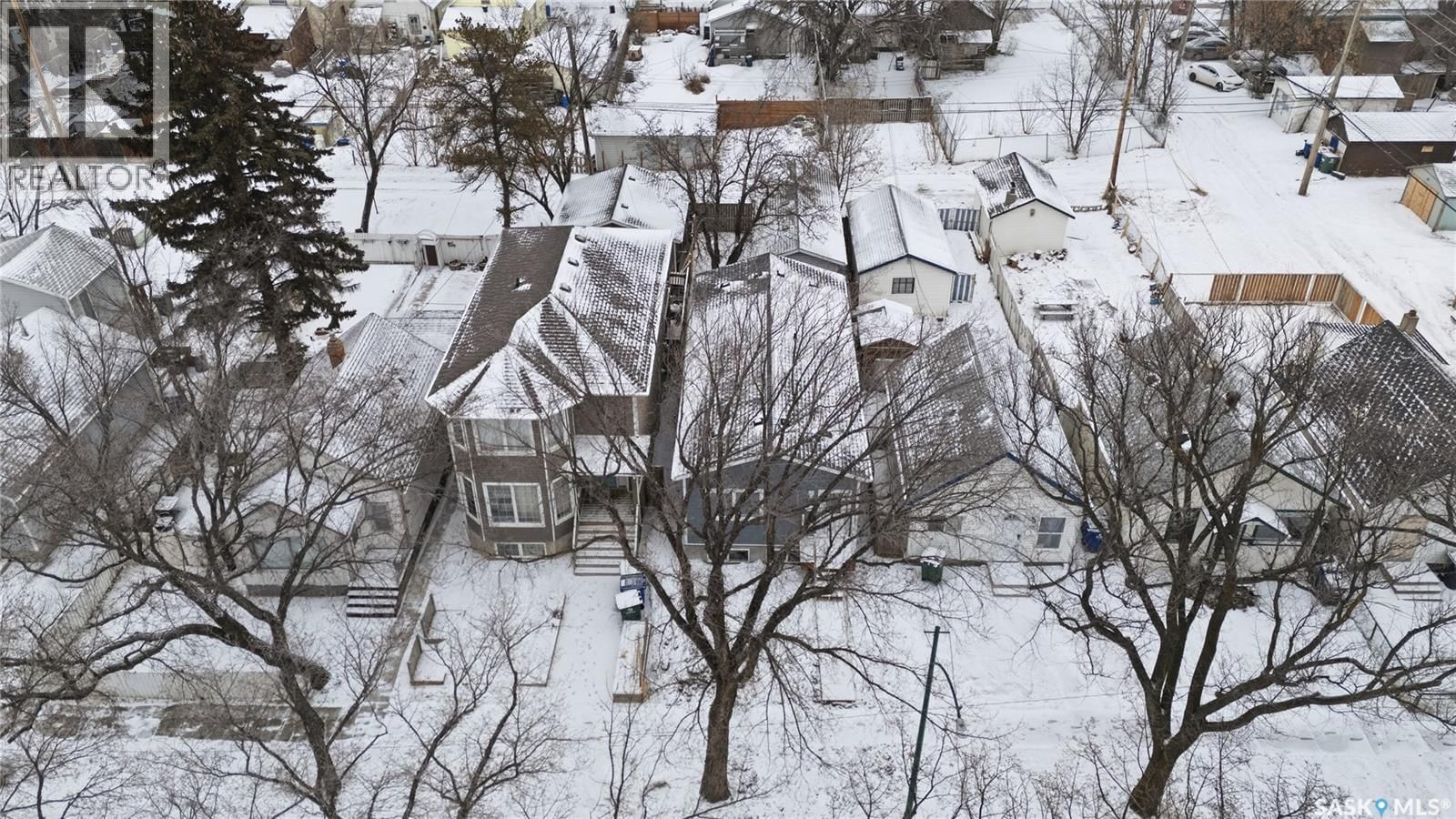 1218 G AVENUE Image 27