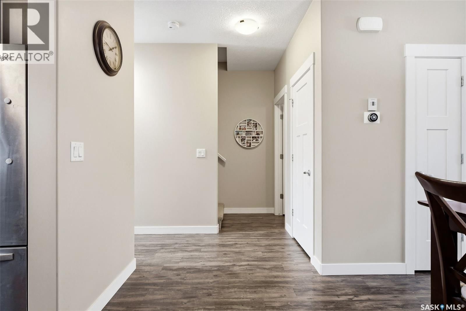 5610 CAMPLING AVENUE Image 12