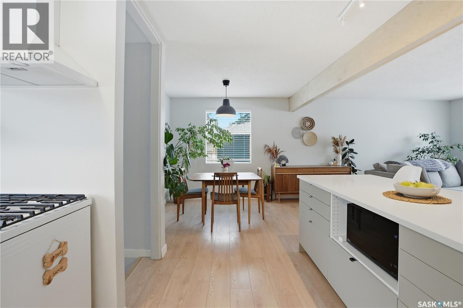 2 LING STREET Image 18