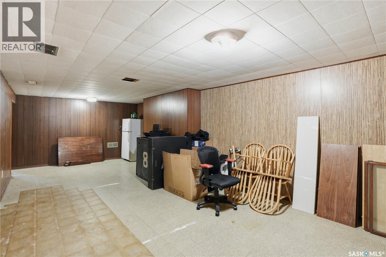 2 LING STREET Image 30