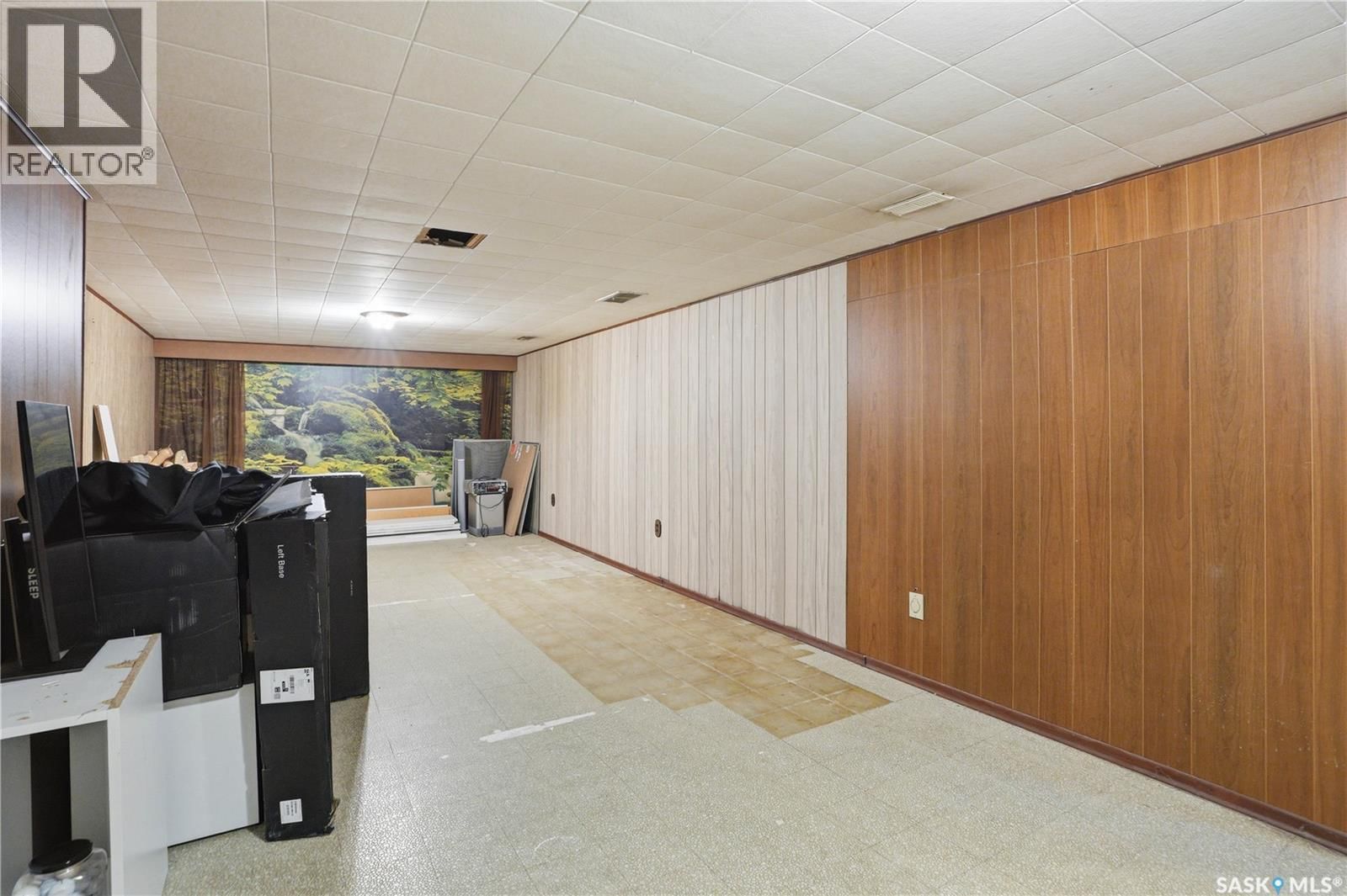 2 LING STREET Image 32