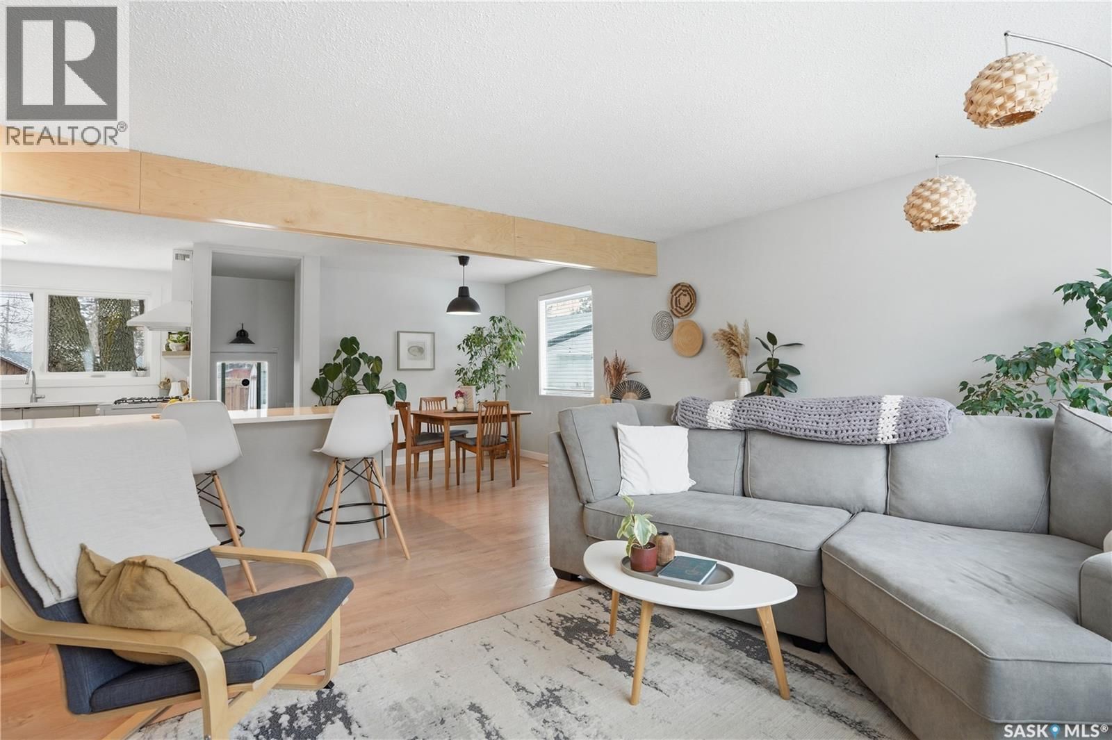 2 LING STREET Image 4