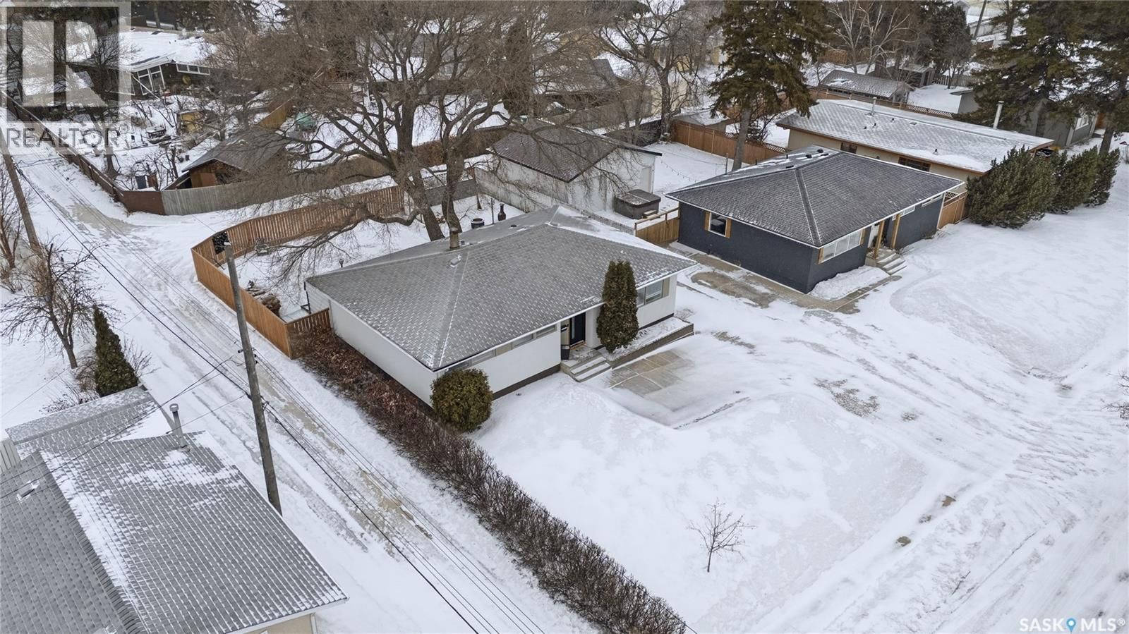 2 LING STREET Image 46